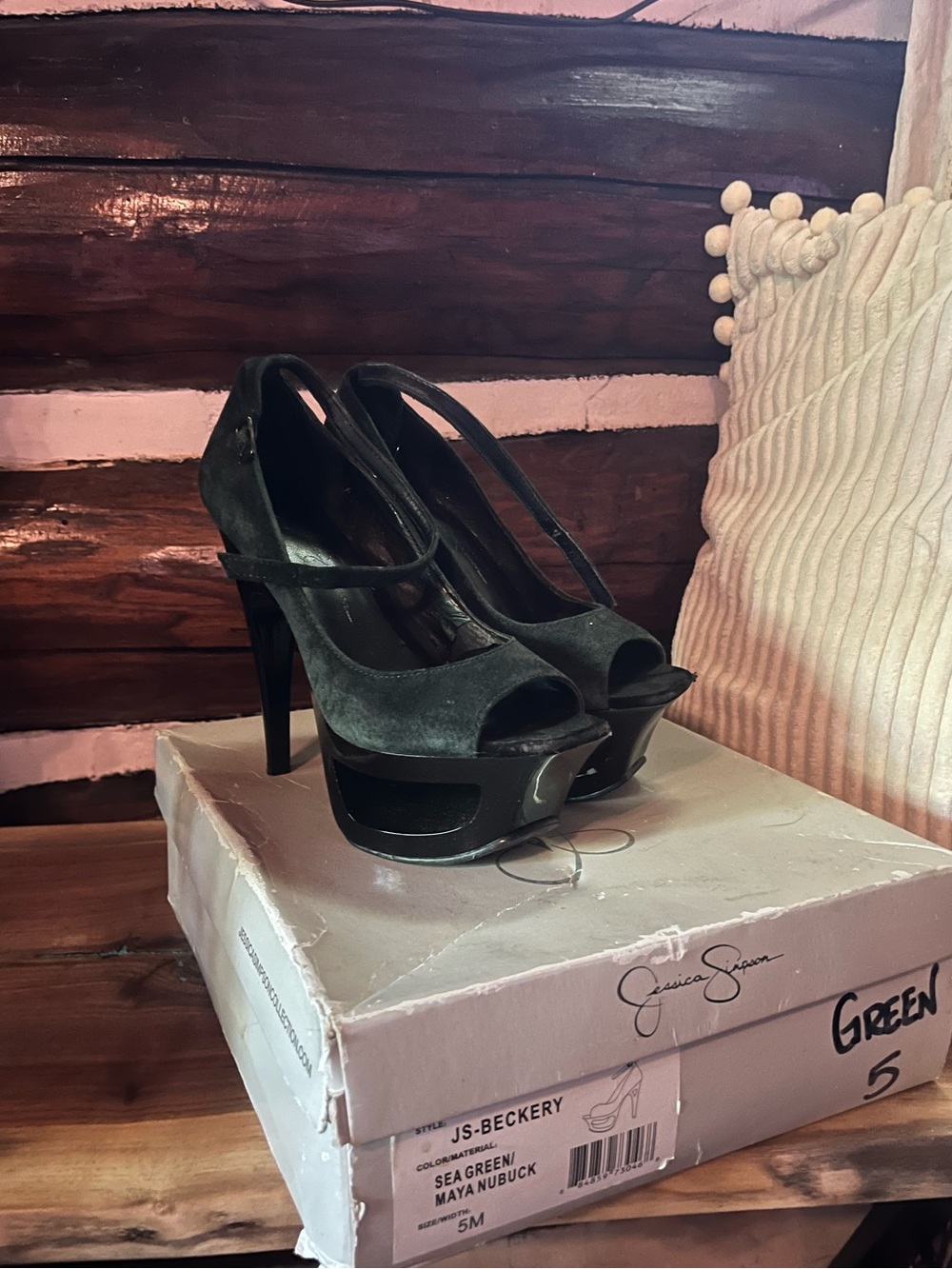 Jessica Simpson Beckery Heels